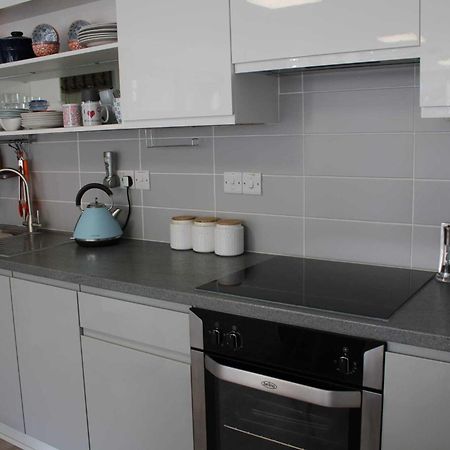 May View - Luxury Sea View Apartment - Millendreath, Looe Bagian luar foto